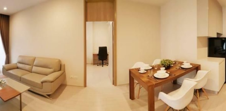 Condo in Pathum Wan, Bangkok, Thailand, 2 bedrooms  № 169624