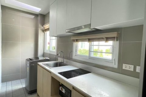 Townhouse in Phuket, Thailand 2 bedrooms № 169626 - photo 2