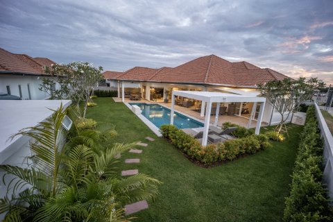 Villa in Hua Hin, Thailand 3 bedrooms № 169935 - photo 22