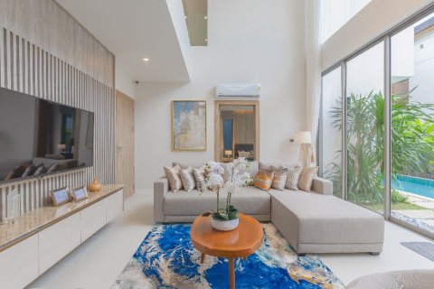 Villa in Ko Kaeo, Thailand 3 bedrooms № 169930 - photo 11