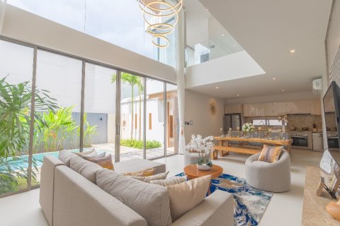 Villa in Ko Kaeo, Thailand 3 bedrooms № 169930 - photo 9