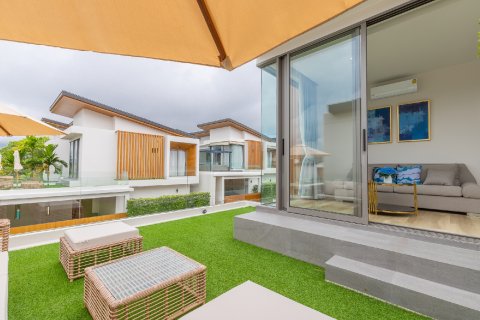 Villa in Ko Kaeo, Thailand 3 bedrooms № 169930 - photo 21