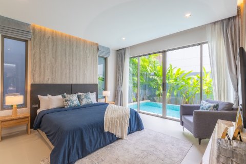 Villa in Ko Kaeo, Thailand 3 bedrooms № 169929 - photo 11