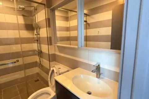 Duplex in Watthana, Bangkok, Thailand 2 Schlafzimmer № 216327 - Foto 8