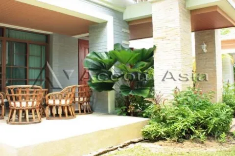 Haus in Suan Luang, Bangkok, Thailand 4 Schlafzimmer № 216330 - Foto 2