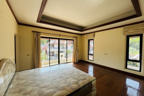 Villa in Phuket, Thailand 6 bedrooms № 140660 - photo 19