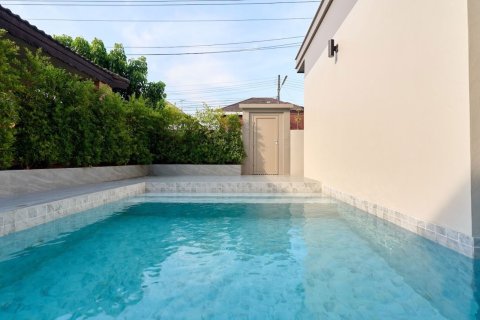 Villa in Chiang Mai, Thailand 5 bedrooms № 155331 - photo 3