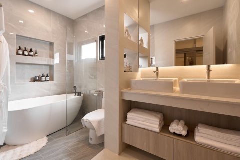 Villa in Chiang Mai, Thailand 5 bedrooms № 155331 - photo 15