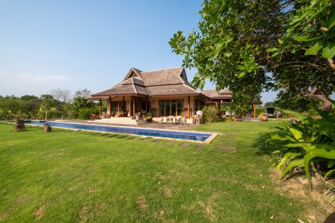 Villa in Chiang Mai, Thailand 2 bedrooms № 155332 - photo 8
