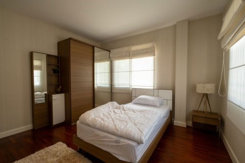 House in Chiang Mai, Thailand 4 bedrooms № 155337 - photo 18