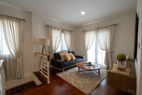 House in Chiang Mai, Thailand 4 bedrooms № 155337 - photo 13