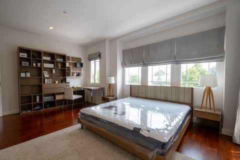 House in Chiang Mai, Thailand 4 bedrooms № 155337 - photo 16