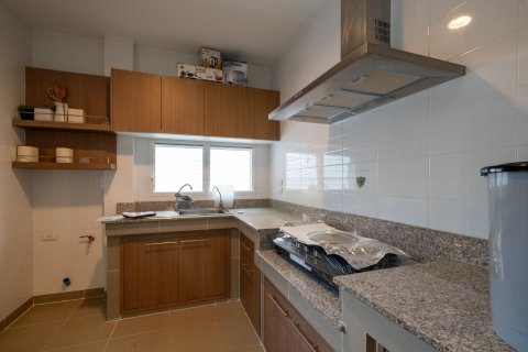 House in Chiang Mai, Thailand 4 bedrooms № 155337 - photo 11