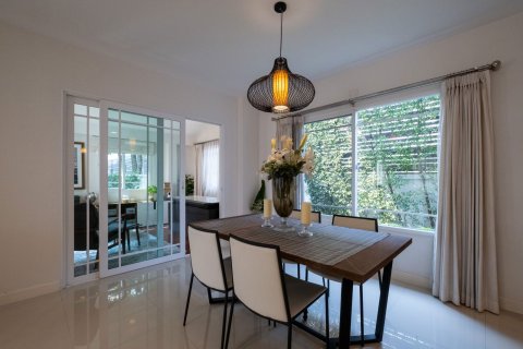House in Chiang Mai, Thailand 4 bedrooms № 155337 - photo 8