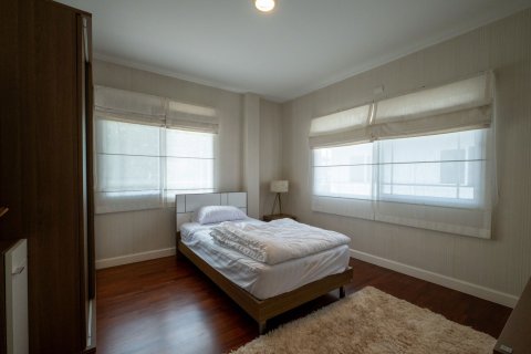 House in Chiang Mai, Thailand 4 bedrooms № 155337 - photo 17