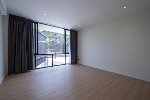 Villa in Chiang Mai, Thailand 4 bedrooms № 155334 - photo 22