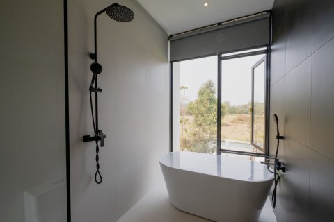 Villa in Chiang Mai, Thailand 4 bedrooms № 155334 - photo 24