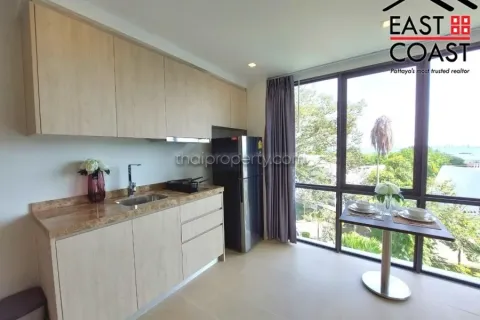 Condominio de 2 dormitorios en Pattaya, Tailandia № 213440 - foto 3