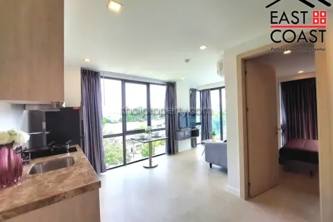 Condominio de 2 dormitorios en Pattaya, Tailandia № 213440 - foto 2
