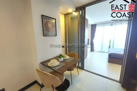 Condominio de 1 dormitorio en Pattaya, Tailandia № 213438 - foto 2