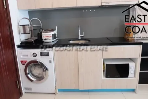 Condominio de 1 dormitorio en Jomtien Beach, Pattaya, Tailandia № 213442 - foto 3