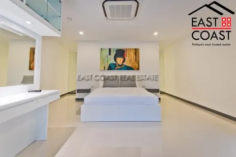 Casa de 5 dormitorios en Pattaya, Tailandia № 213443 - foto 13