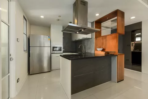 Кондоминиум с 3 спальнями в Клонг Тоэй, Бангкок, Таиланд № 141001 - фото 5