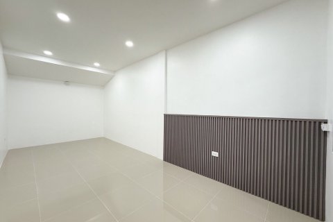 House in Phuket, Thailand 3 bedrooms № 140999 - photo 11