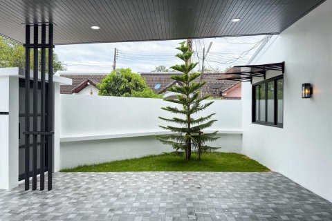 House in Phuket, Thailand 3 bedrooms № 140999 - photo 5