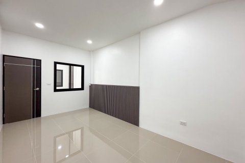 House in Phuket, Thailand 3 bedrooms № 140999 - photo 13