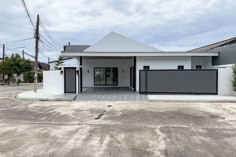 House in Phuket, Thailand 3 bedrooms № 140999 - photo 28