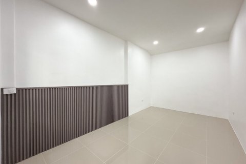 House in Phuket, Thailand 3 bedrooms № 140999 - photo 10