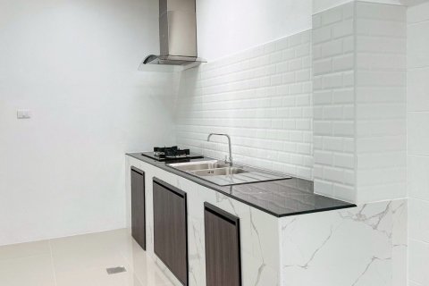 House in Phuket, Thailand 3 bedrooms № 140999 - photo 9