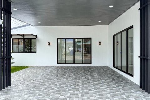 House in Phuket, Thailand 3 bedrooms № 140999 - photo 22