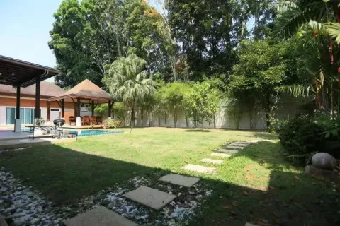 Villa in Phuket, Thailand 4 bedrooms № 141003 - photo 2
