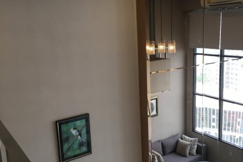 Студия в кондо в Сатхоне, Бангкок, Таиланд № 156631 - фото 3