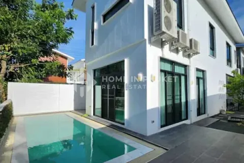 House in Phuket, Thailand 3 bedrooms № 209643