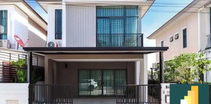 Casa de 3 dormitorios en Pattaya, Tailandia № 211270