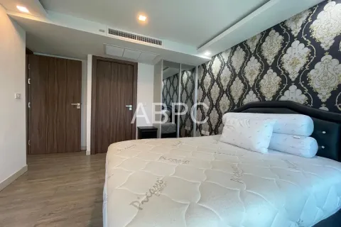 Condominio de 2 dormitorios en Pattaya, Tailandia № 211271 - foto 2