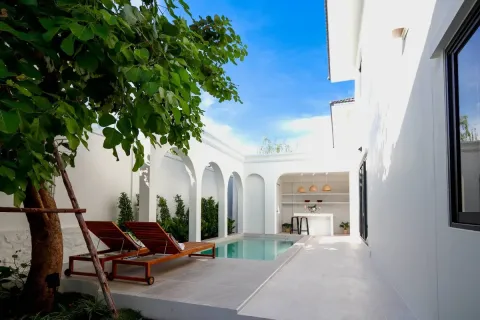 Casa de 4 dormitorios en Pattaya, Tailandia № 211267 - foto 15