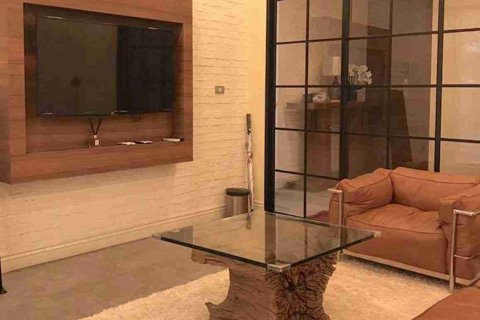 Condo in Bangkok, Thailand, 3 bedrooms № 184079 - photo 4