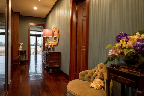 Villa in Saraphi, Thailand 5 bedrooms № 133914 - photo 13