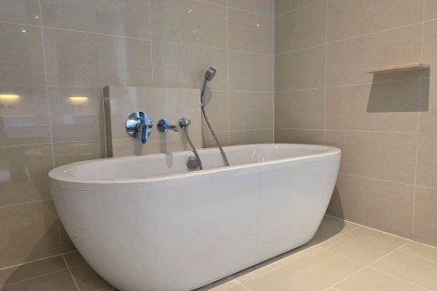 Кондоминиум с 2 спальнями в Ян Наве, Бангкок, Таиланд № 161700 - фото 17