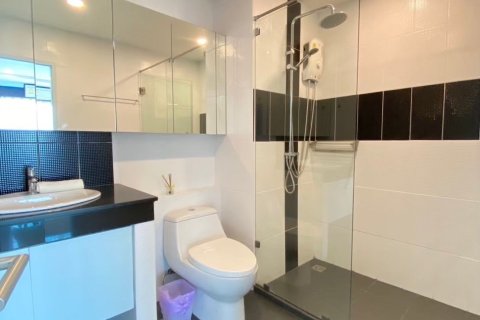 Studio dans le Condo à Pattaya, Thaïlande  № 161699 - photo 12