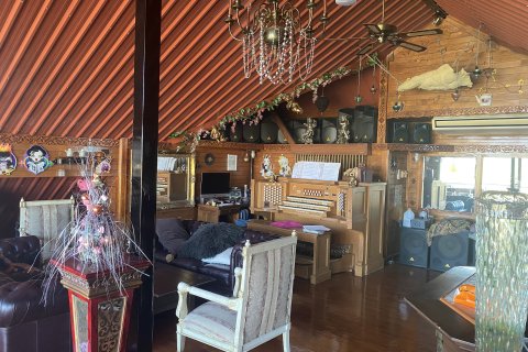 House in Chiang Mai, Thailand 4 bedrooms № 161702 - photo 30