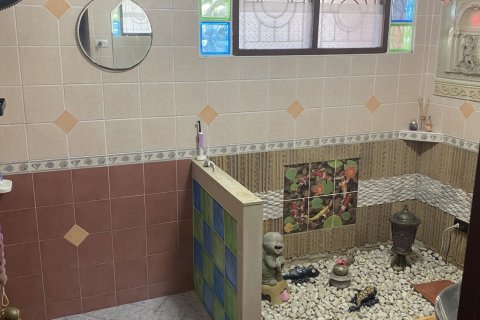 House in Chiang Mai, Thailand 4 bedrooms № 161702 - photo 21