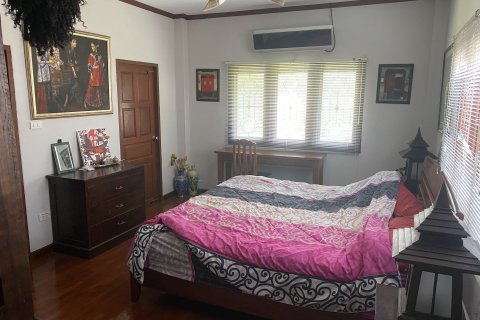House in Chiang Mai, Thailand 4 bedrooms № 161702 - photo 18