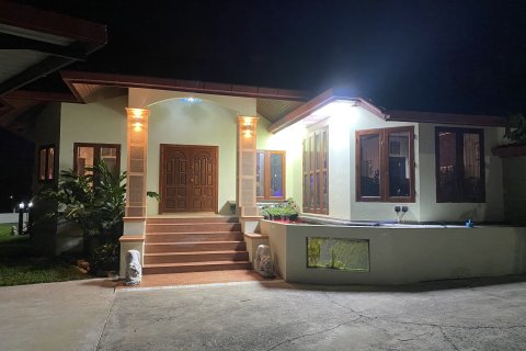 House in Chiang Mai, Thailand 4 bedrooms № 161702 - photo 10