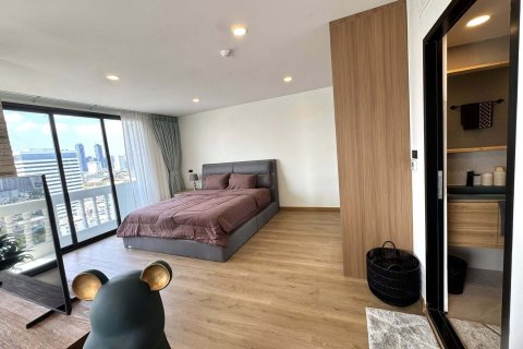 Studio in the Condo in Watthana, Bangkok, Thailand  № 161704 - photo 5