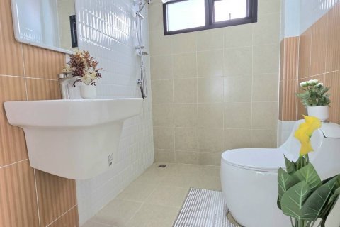 House in Pattaya, Thailand 3 bedrooms № 138788 - photo 23